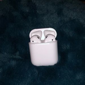 Apple AirPods 2nd generation